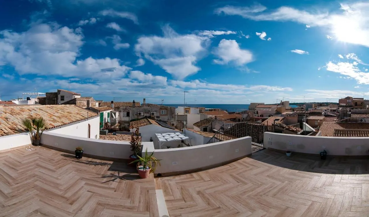 シラクーサL'Alba Di Ortigia A Due Passi Dal Mareアパートメント イタリア